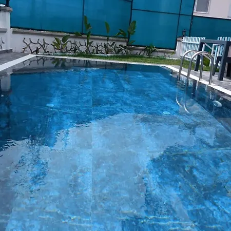 Villa Efems *