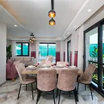 Villa Efems