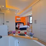 Villa Efems